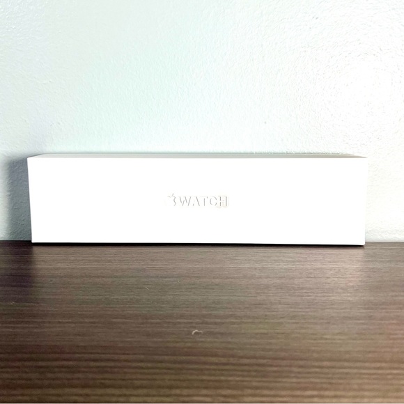 Apple Watch Series 8 [GPS 41mm] Smart Watch w/Midnight Aluminum Case w Midnight